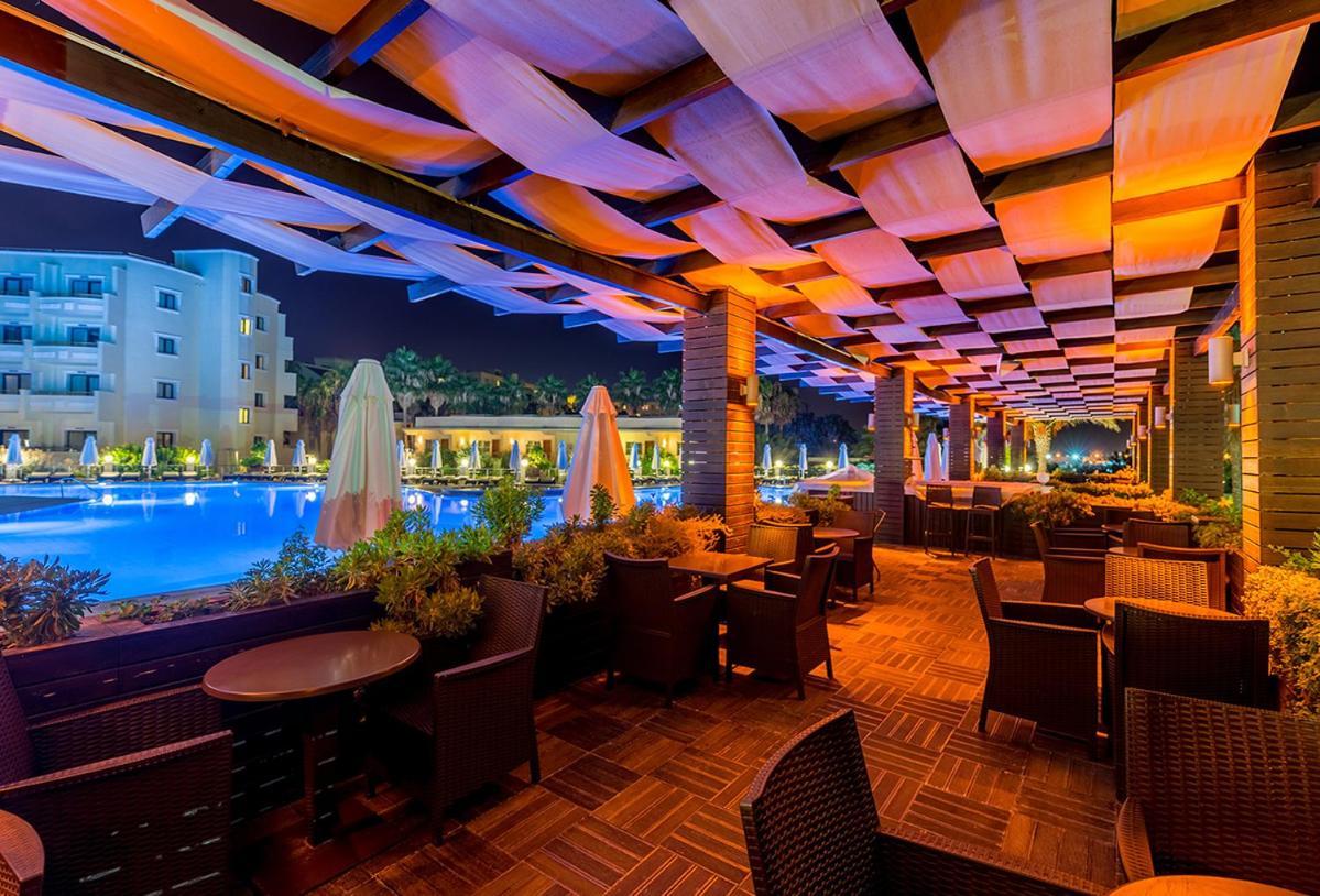 Vuni Palace Luxury Resort & Beach & Casino Кіренія Екстер'єр фото