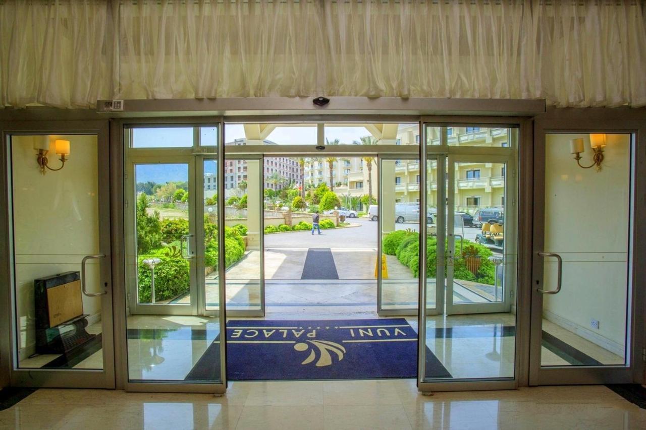 Vuni Palace Luxury Resort & Beach & Casino Кіренія Екстер'єр фото